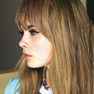 coiffure avec sa frange