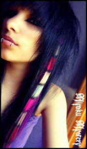 coupe emo frange droite