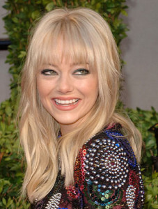 coupe frange blonde