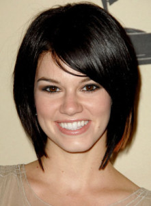 coupe carre femme brune